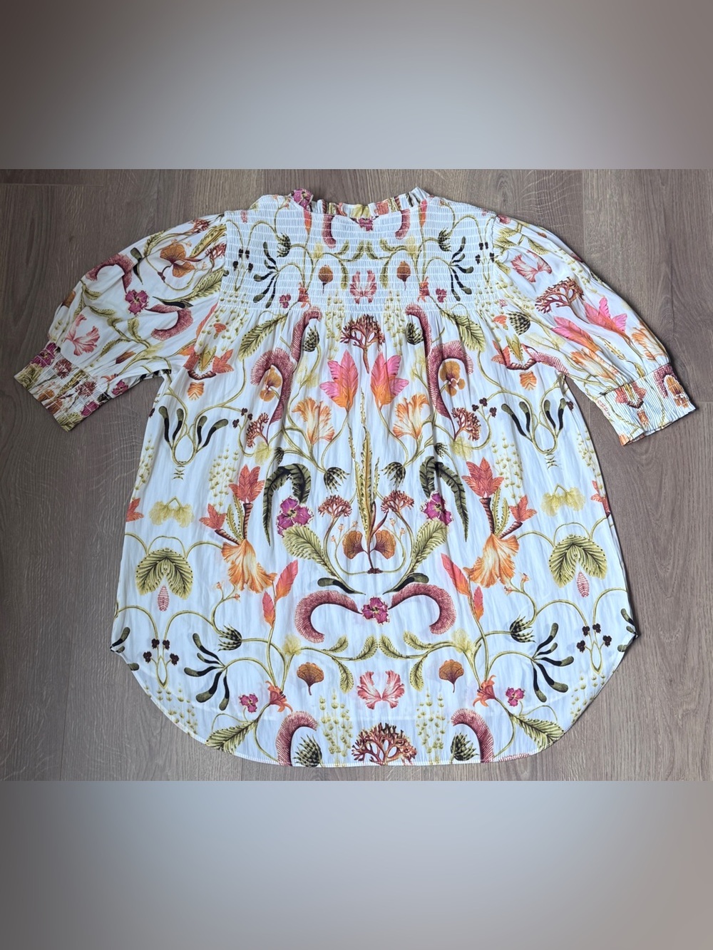 Rose + Olive Boho Botanical Smocked‎ Blouse Cream Floral Peasant Top Sz Small - Picture 2 of 3